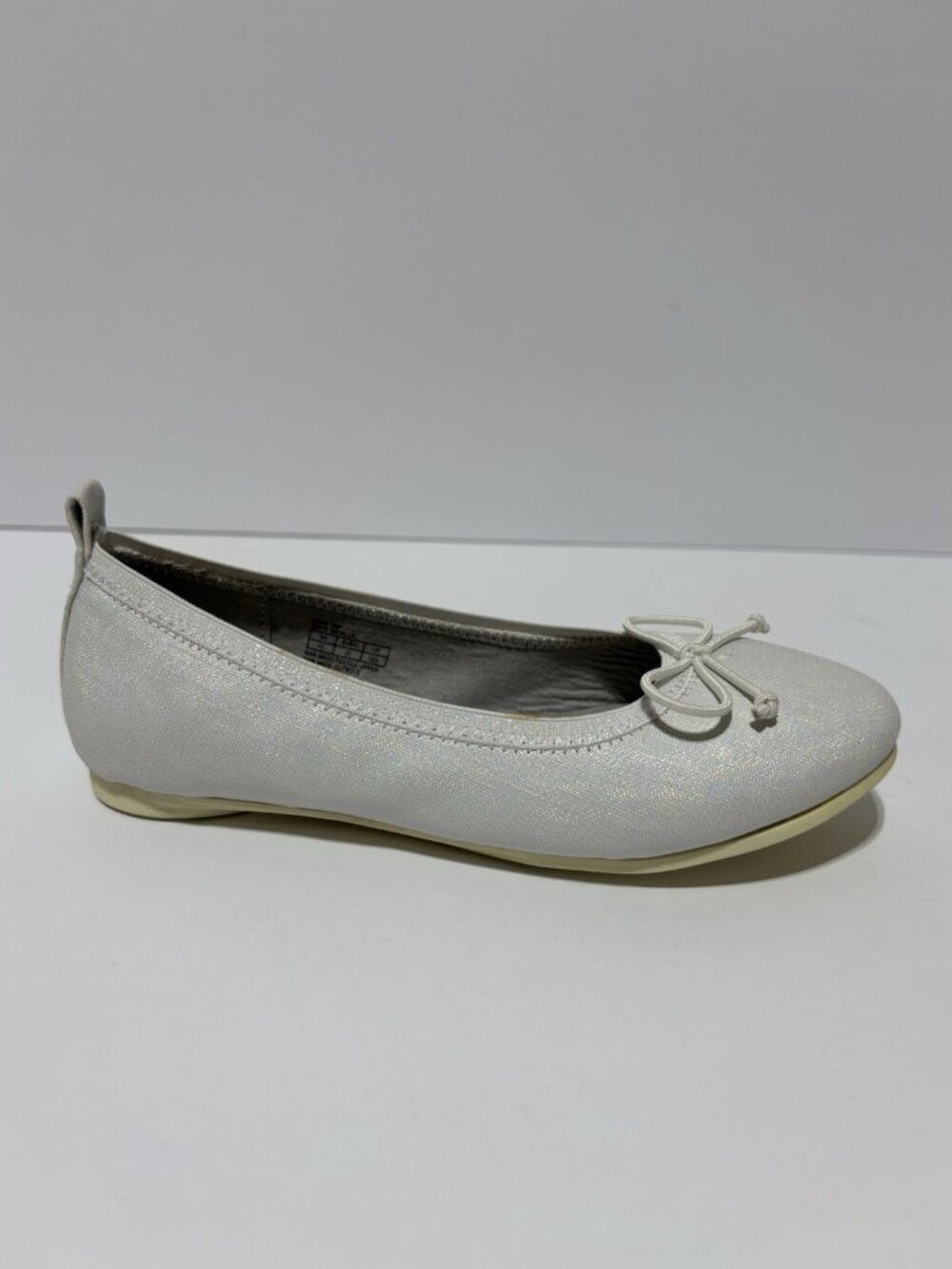 Kenneth Cole Reaction Little Kids’ Copy Tap White Slip-On Shoes, Girls’ Size 13M
